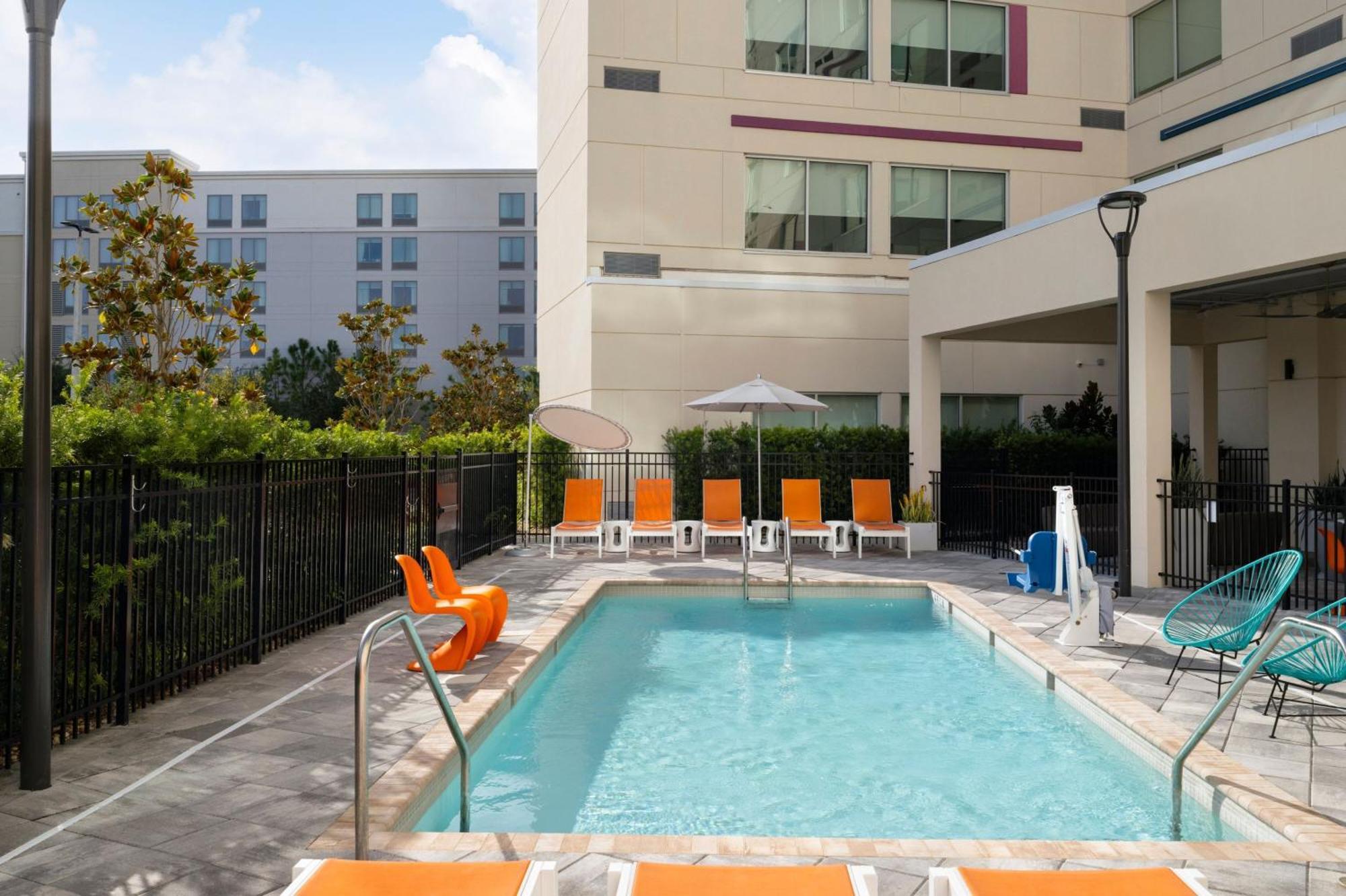Aloft Orlando Buena Vista Hotel 3*